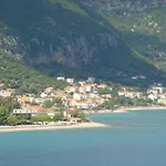 Captain Georgio * Poros (Kefalonia)