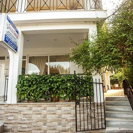 Captain Georgio Apartment