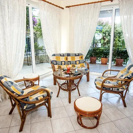 Captain Georgio * بوروس