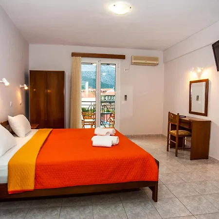 Captain Georgio * Poros (Kefalonia)