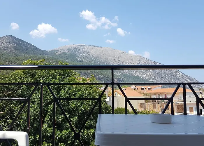 Captain Georgio Daire Poros (Kefalonia)